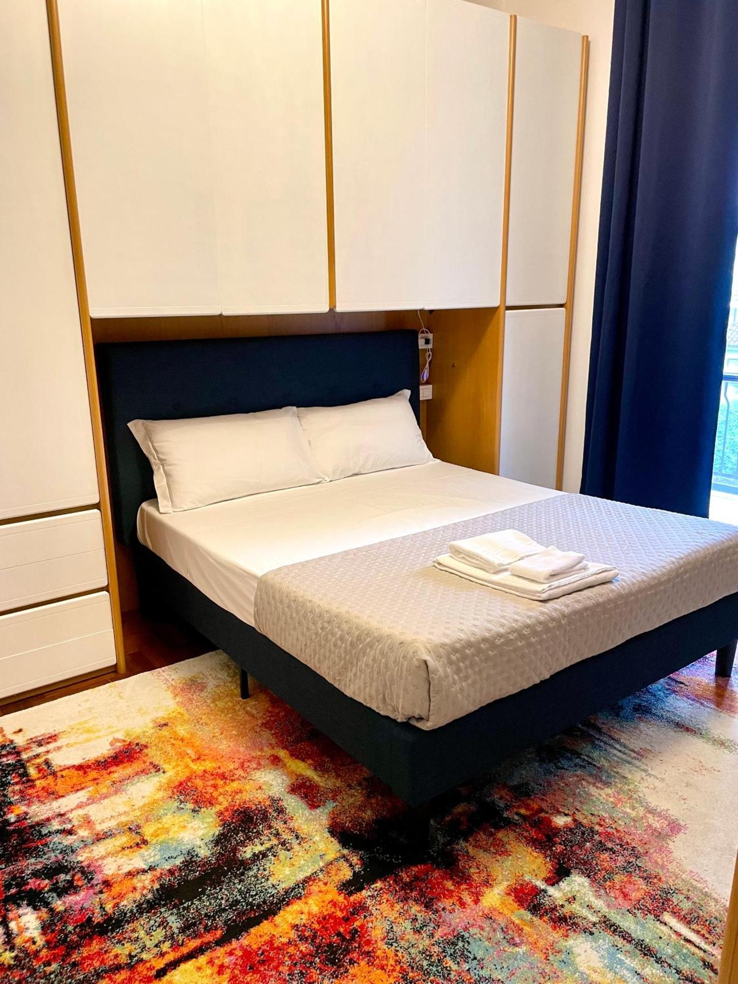 149 Borgo Ticino Suite Attico Di Lusso Con Terrazzo E Parking Privato Pavia Exteriör bild
